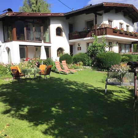 Comfortable Apartment In A Beautiful Surrounding Sautens Esterno foto