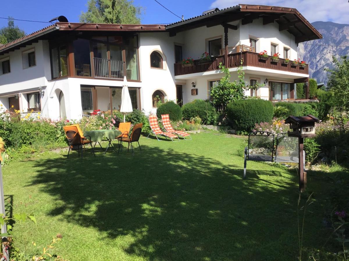 Comfortable Apartment In A Beautiful Surrounding Sautens Esterno foto