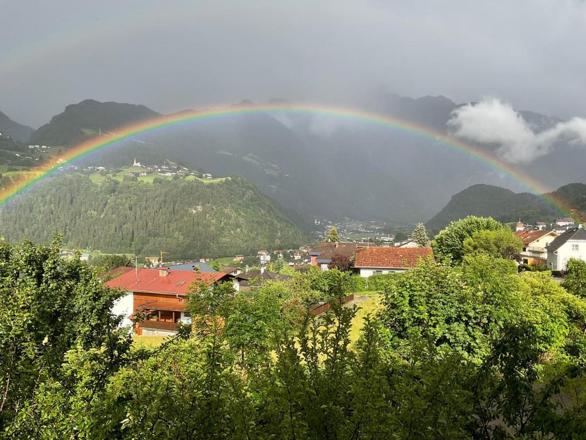 Comfortable Apartment In A Beautiful Surrounding Sautens Esterno foto